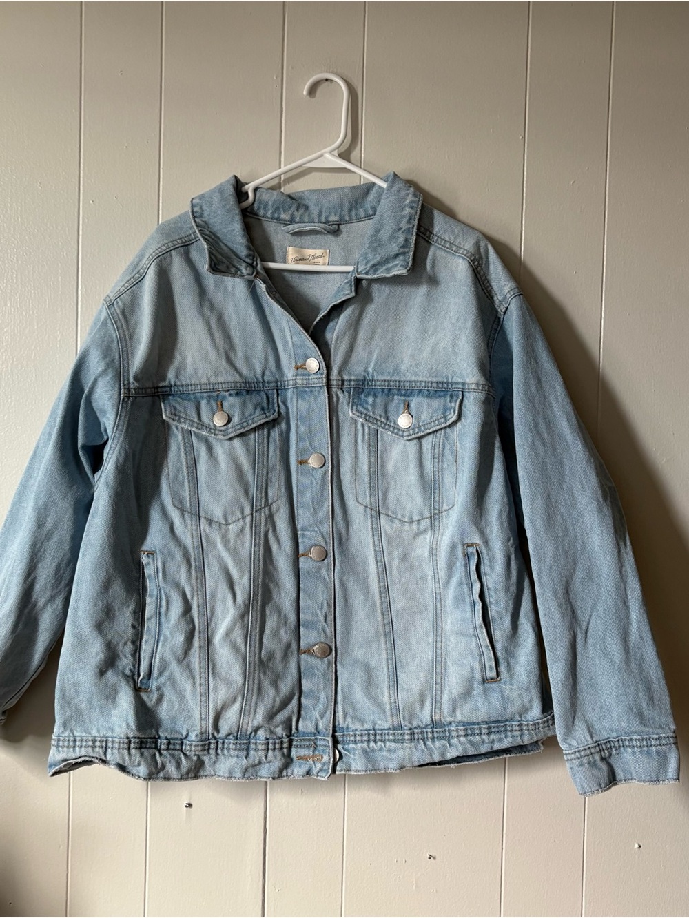 Universal Thread Upcycled Butterfly Patch Jean Jacket - Picture 3 of 11